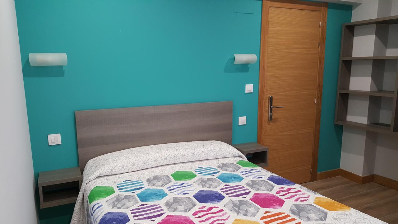 Hostal Rosi Ларедо Экстерьер фото